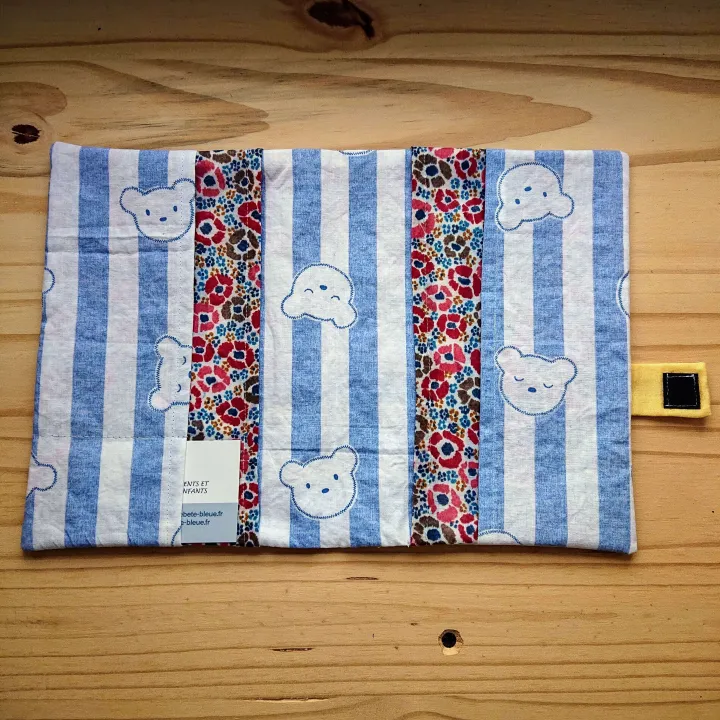 Visuel Protège carnet de santé