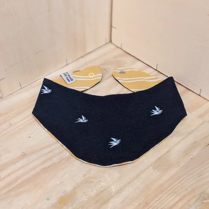 Visuel Lot 2 Bavoir / Bandana