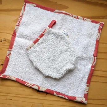 Petit gant avec sa serviette